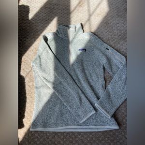 Patagonia pullover in perfect condition